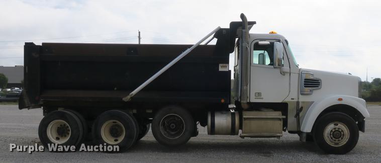 image for item DB8999 2012 Freightliner Coronado SD dump truck