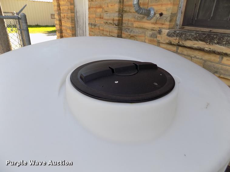 image for item DB9105 Vertical water tank