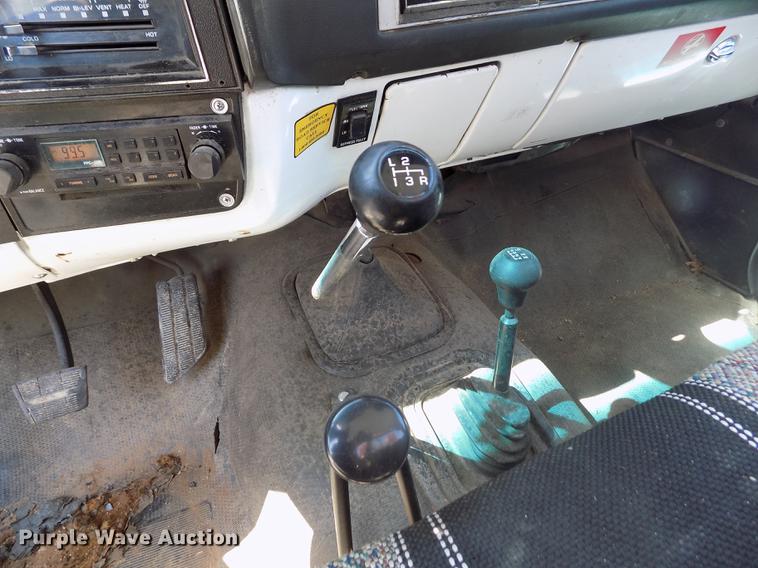 image for item DB9108 1985 Chevrolet Custom Deluxe K30 tow truck