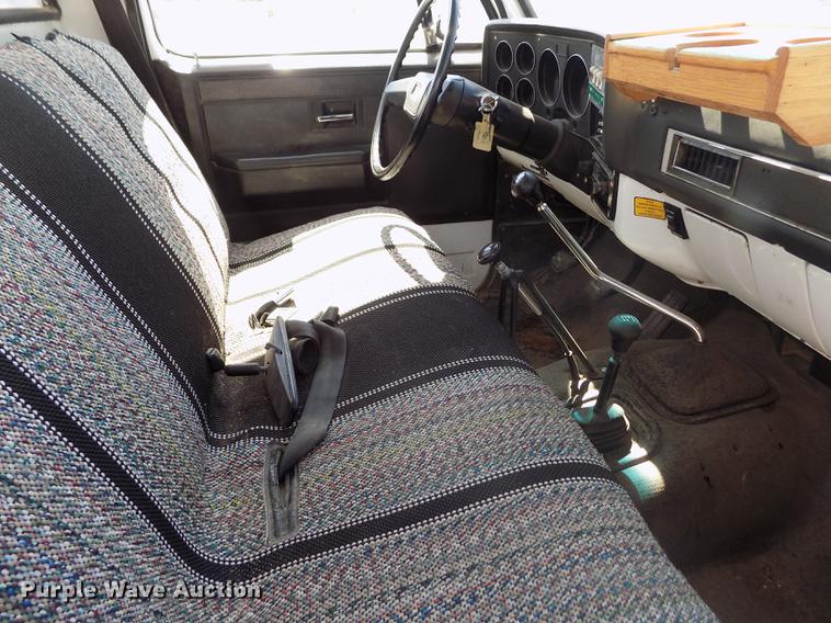 image for item DB9108 1985 Chevrolet Custom Deluxe K30 tow truck