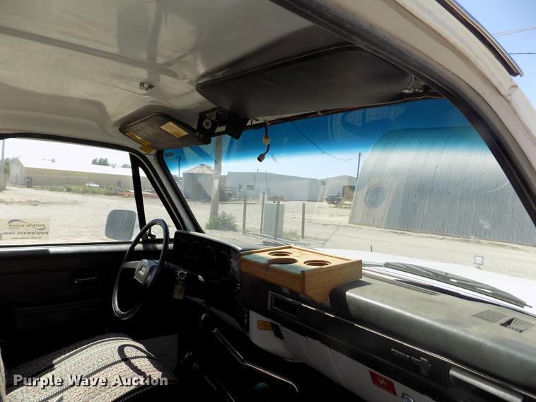 image for item DB9108 1985 Chevrolet Custom Deluxe K30 tow truck