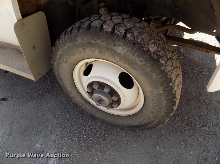 image for item DB9108 1985 Chevrolet Custom Deluxe K30 tow truck