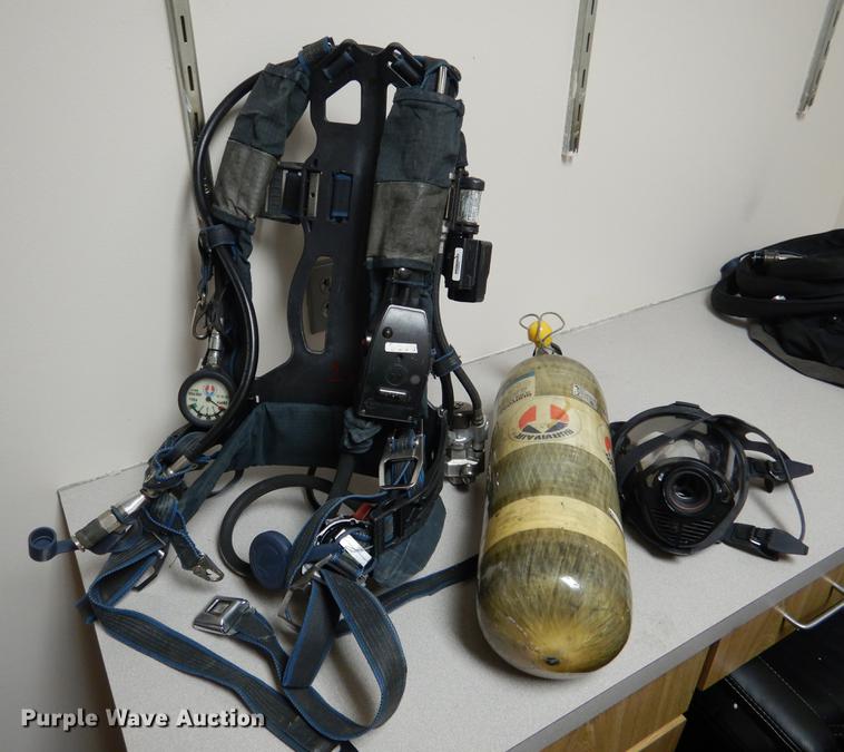 image for item DB9336 (25) Survivair Panthers SCBAs