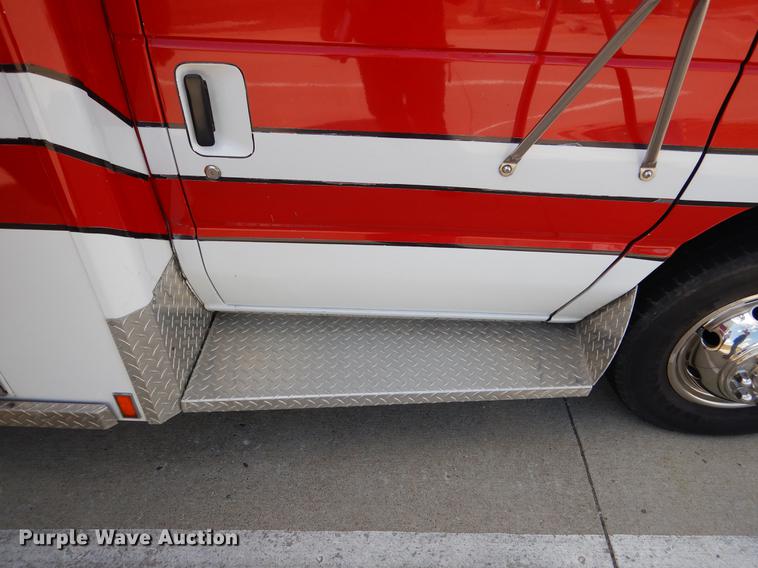 image for item DB9337 1997 Ford Econoline E450 Super Duty ambulance