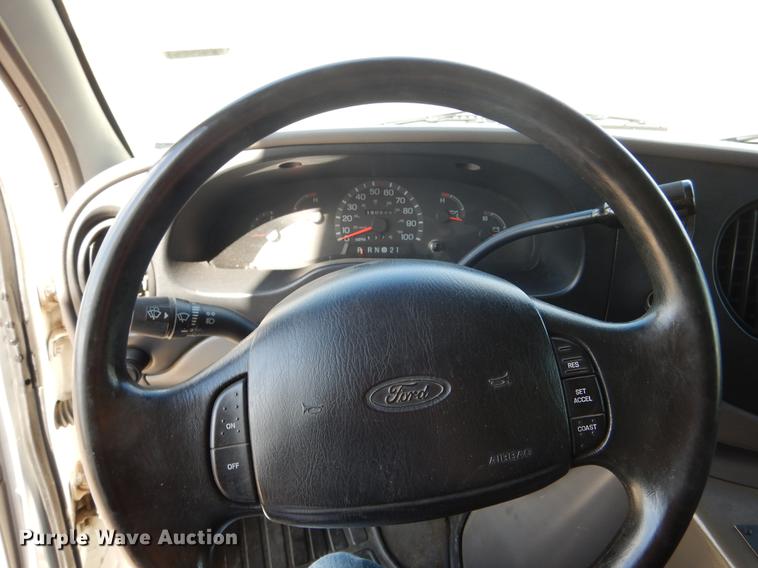 image for item DB9337 1997 Ford Econoline E450 Super Duty ambulance