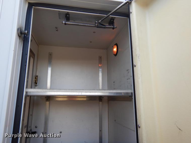 image for item DB9337 1997 Ford Econoline E450 Super Duty ambulance