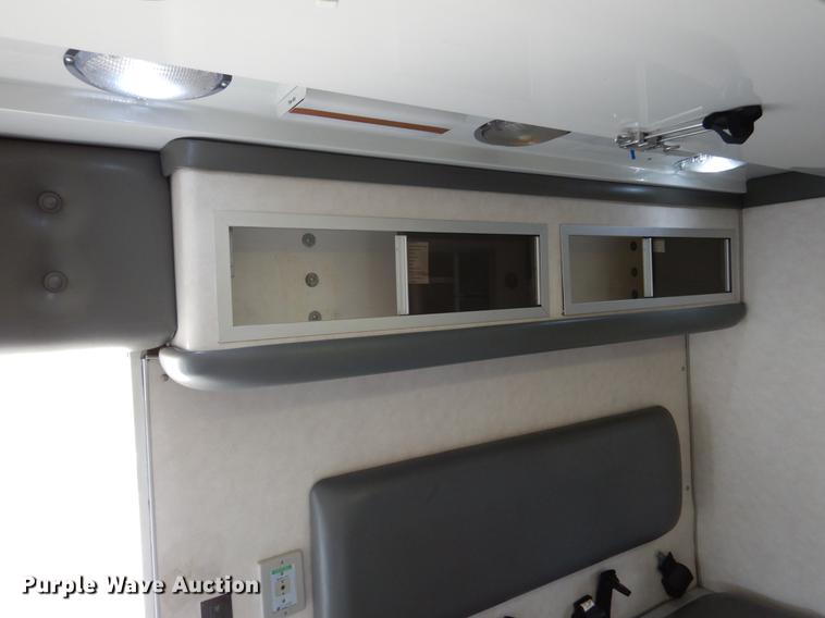 image for item DB9337 1997 Ford Econoline E450 Super Duty ambulance