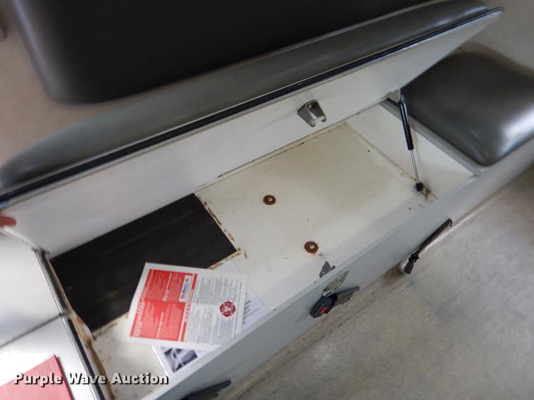 image for item DB9337 1997 Ford Econoline E450 Super Duty ambulance