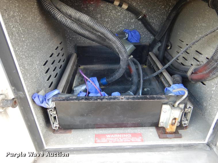 image for item DB9337 1997 Ford Econoline E450 Super Duty ambulance