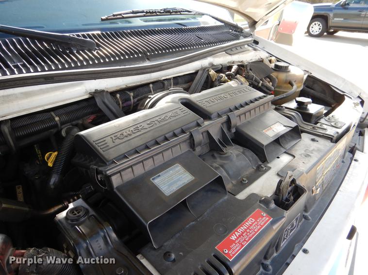 image for item DB9337 1997 Ford Econoline E450 Super Duty ambulance