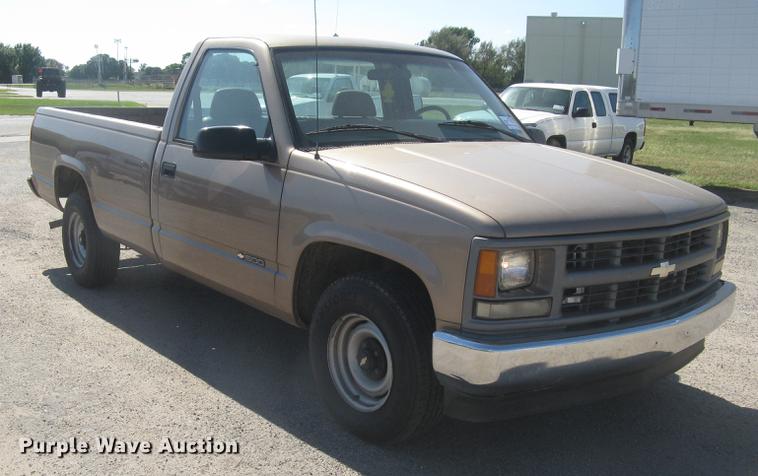 image for item DC1295 1997 Chevrolet WT1500 pickup truck
