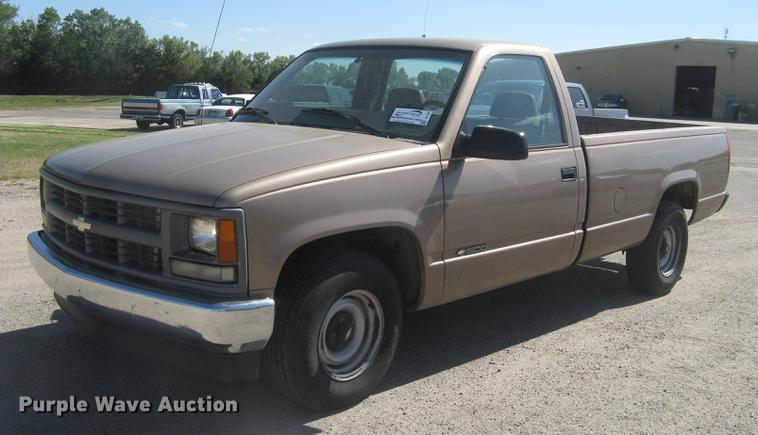 image for item DC1295 1997 Chevrolet WT1500 pickup truck