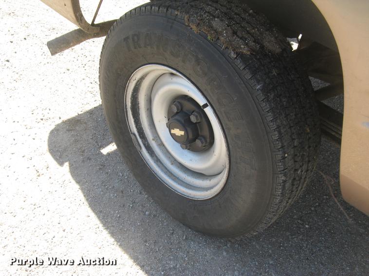 image for item DC1295 1997 Chevrolet WT1500 pickup truck