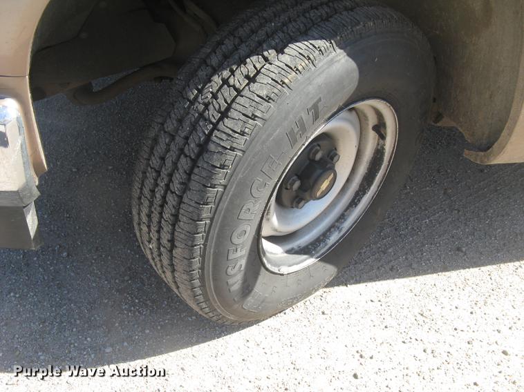 image for item DC1295 1997 Chevrolet WT1500 pickup truck