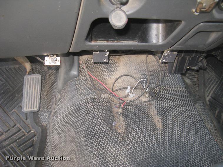 image for item DC1296 2004 Chevrolet Silverado 1500 Ext. Cab pickup truck