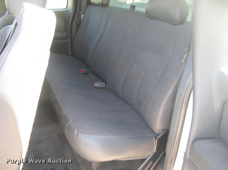 image for item DC1296 2004 Chevrolet Silverado 1500 Ext. Cab pickup truck