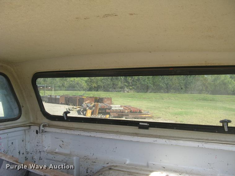 image for item DC1296 2004 Chevrolet Silverado 1500 Ext. Cab pickup truck