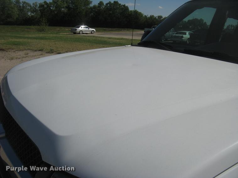 image for item DC1296 2004 Chevrolet Silverado 1500 Ext. Cab pickup truck