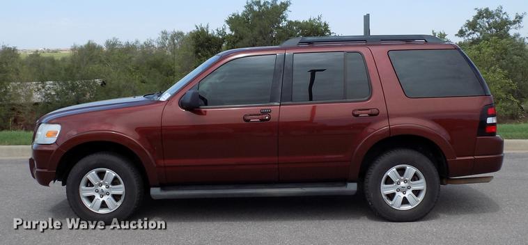 image for item DD3445 2009 Ford Explorer XLT SUV