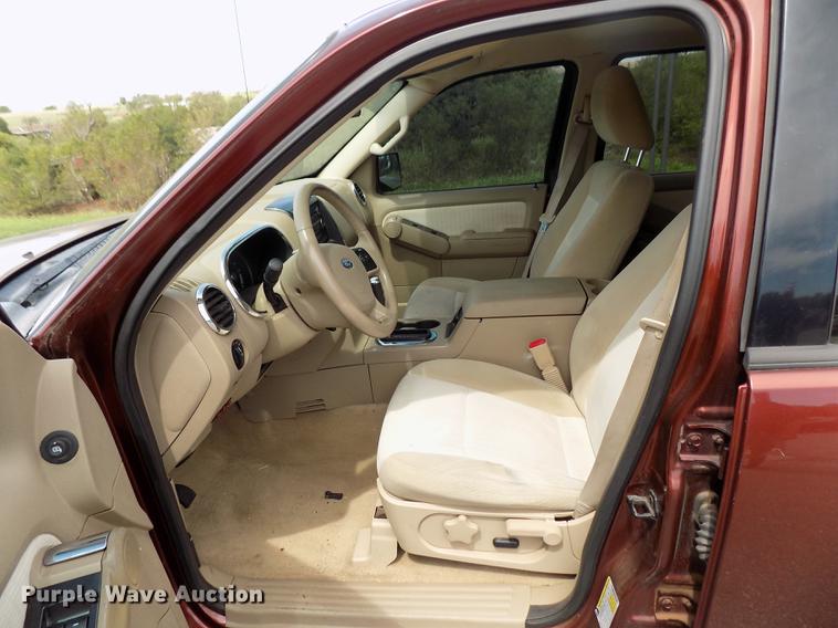 image for item DD3445 2009 Ford Explorer XLT SUV