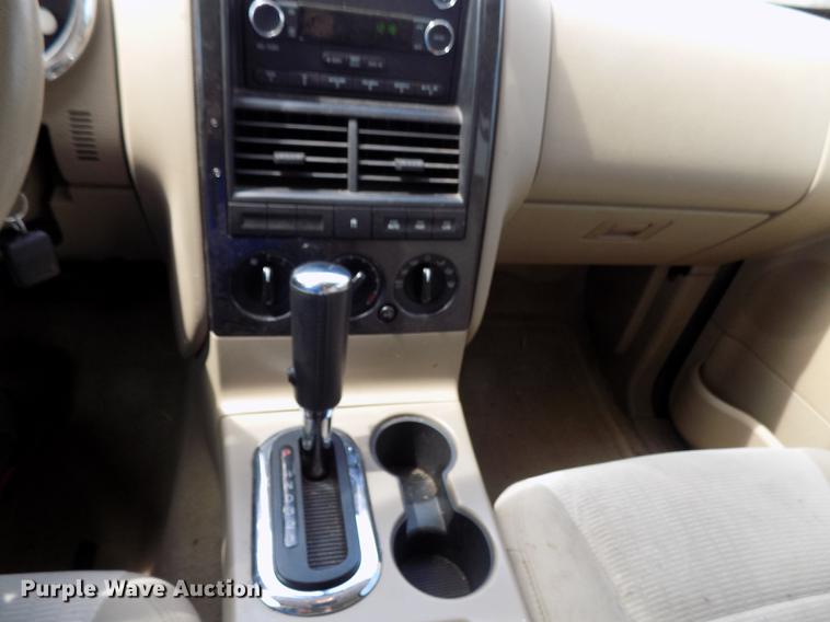 image for item DD3445 2009 Ford Explorer XLT SUV