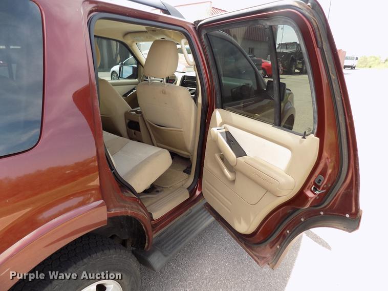 image for item DD3445 2009 Ford Explorer XLT SUV