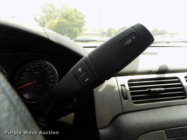 image for item DD3446 2011 Chevrolet Tahoe SUV