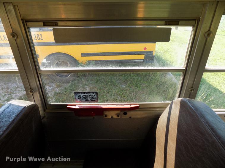 image for item DD3457 2003 International 3800 Blue Bird school bus