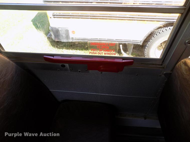 image for item DD3457 2003 International 3800 Blue Bird school bus