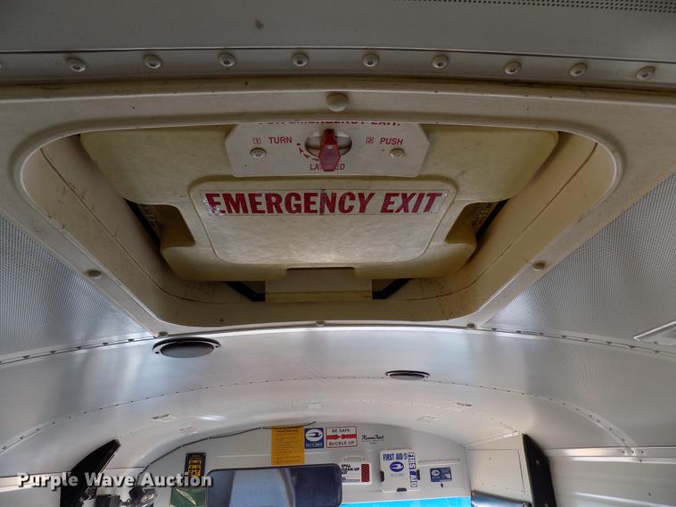 image for item DD3457 2003 International 3800 Blue Bird school bus