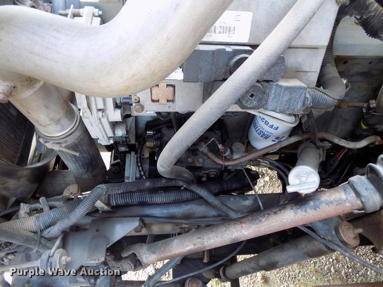 image for item DD3457 2003 International 3800 Blue Bird school bus