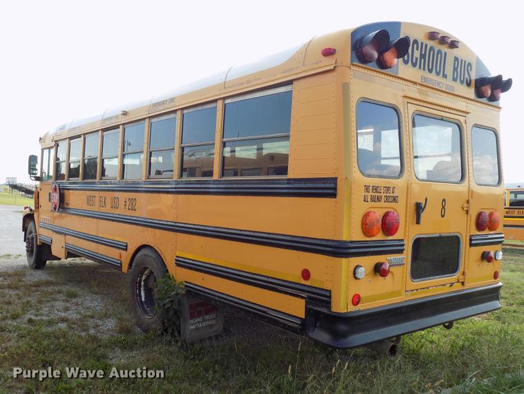 image for item DD3458 2004 Freightliner FS65 Thomas school bus