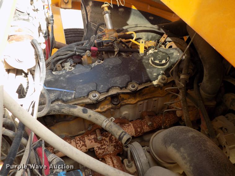 image for item DD3458 2004 Freightliner FS65 Thomas school bus