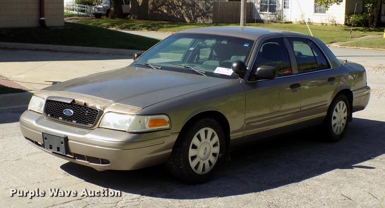 image for item DD3461 2007 Ford Crown Victoria Police Interceptor