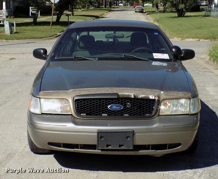 image for item DD3461 2007 Ford Crown Victoria Police Interceptor