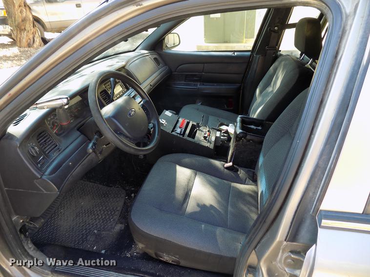 image for item DD3461 2007 Ford Crown Victoria Police Interceptor