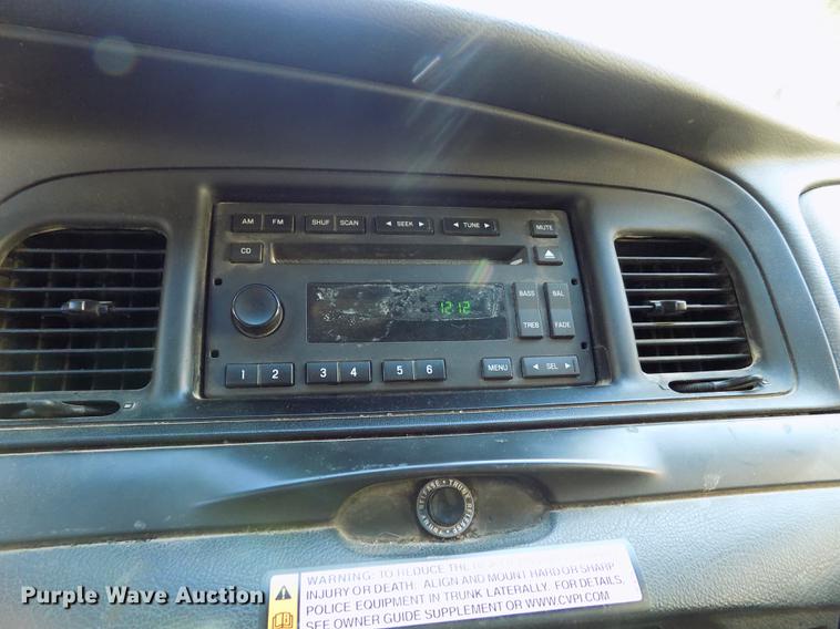 image for item DD3461 2007 Ford Crown Victoria Police Interceptor