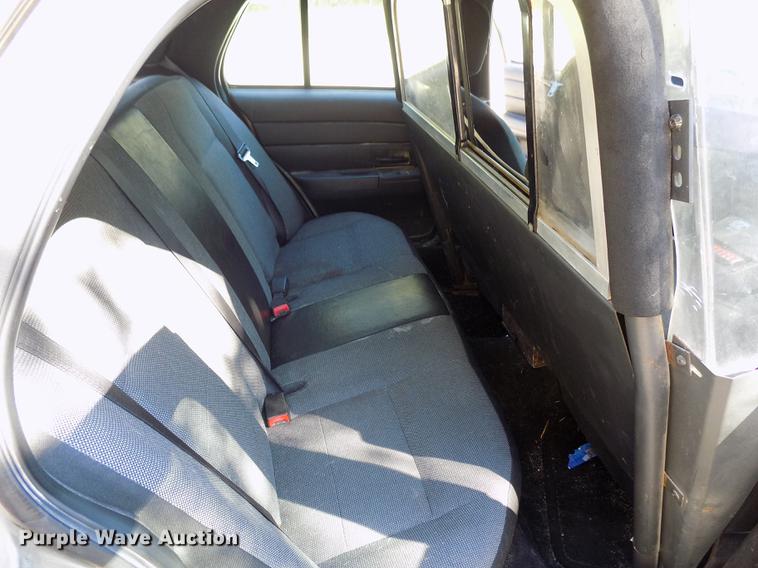 image for item DD3461 2007 Ford Crown Victoria Police Interceptor