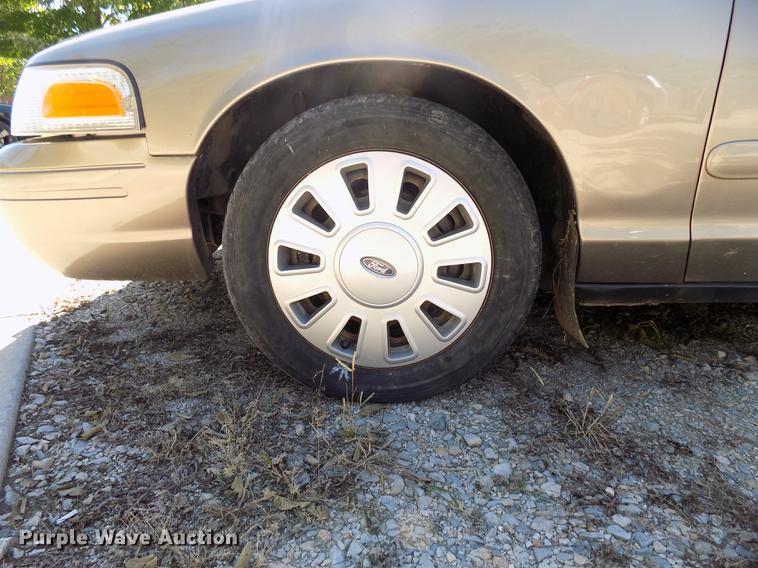 image for item DD3461 2007 Ford Crown Victoria Police Interceptor