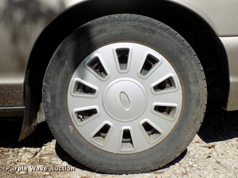 image for item DD3461 2007 Ford Crown Victoria Police Interceptor