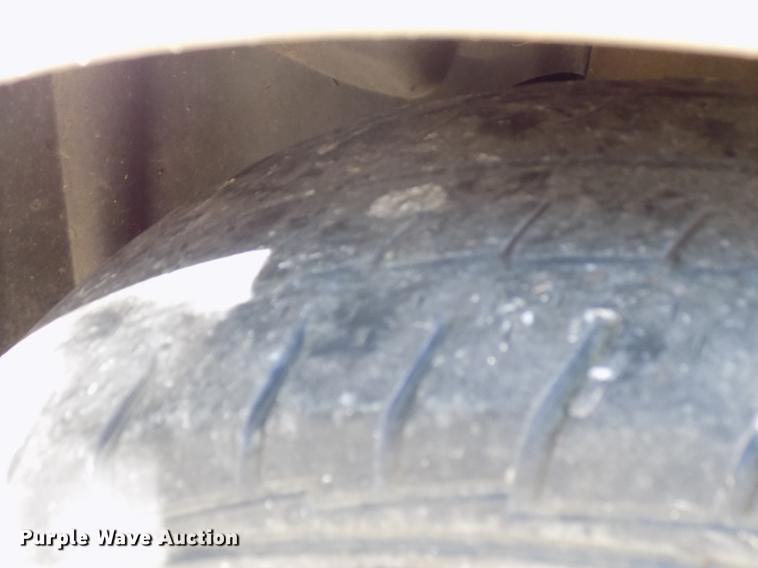 image for item DD3461 2007 Ford Crown Victoria Police Interceptor