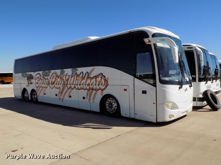 image for item DD3467 2007 BCI Falcon 45 coach bus