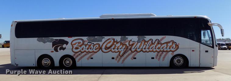 image for item DD3467 2007 BCI Falcon 45 coach bus