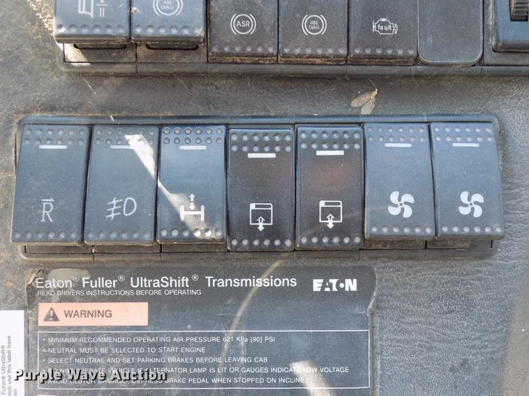 image for item DD3467 2007 BCI Falcon 45 coach bus