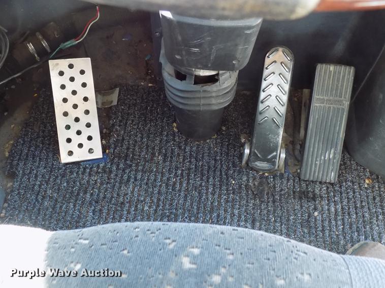 image for item DD3467 2007 BCI Falcon 45 coach bus