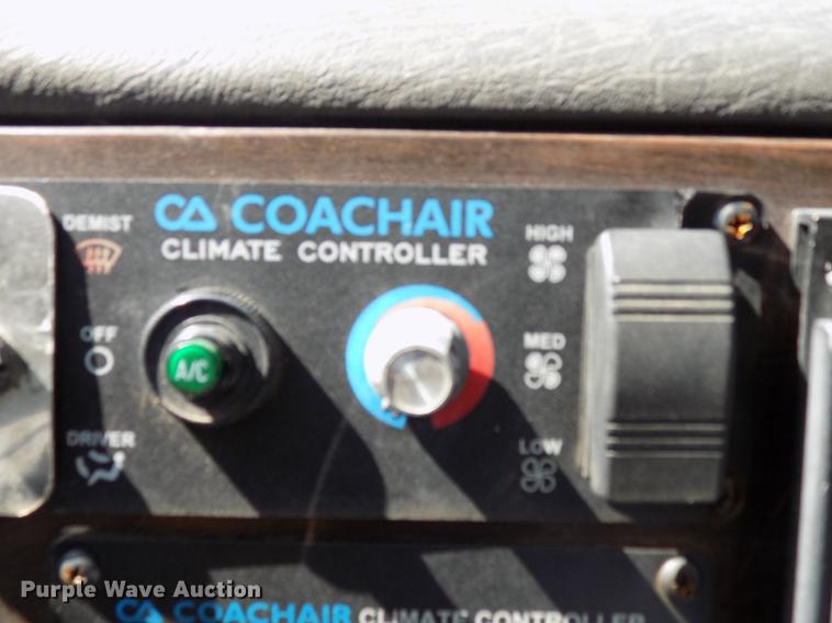 image for item DD3467 2007 BCI Falcon 45 coach bus