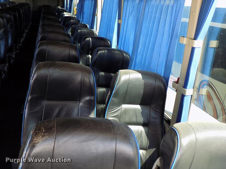 image for item DD3467 2007 BCI Falcon 45 coach bus