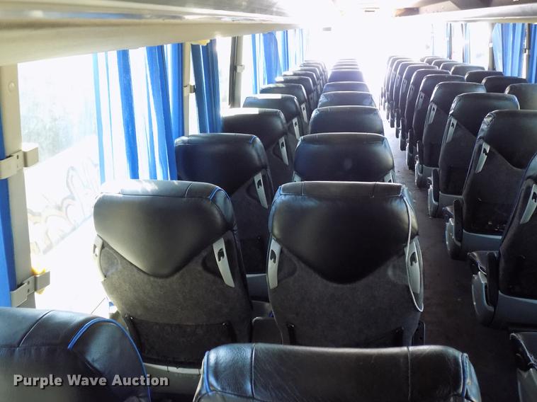 image for item DD3467 2007 BCI Falcon 45 coach bus