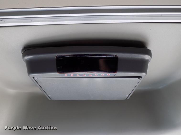 image for item DD3467 2007 BCI Falcon 45 coach bus