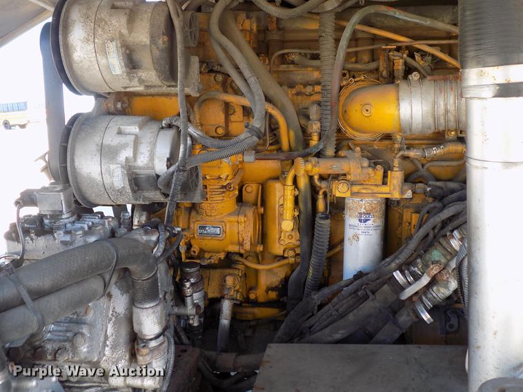 image for item DD3467 2007 BCI Falcon 45 coach bus